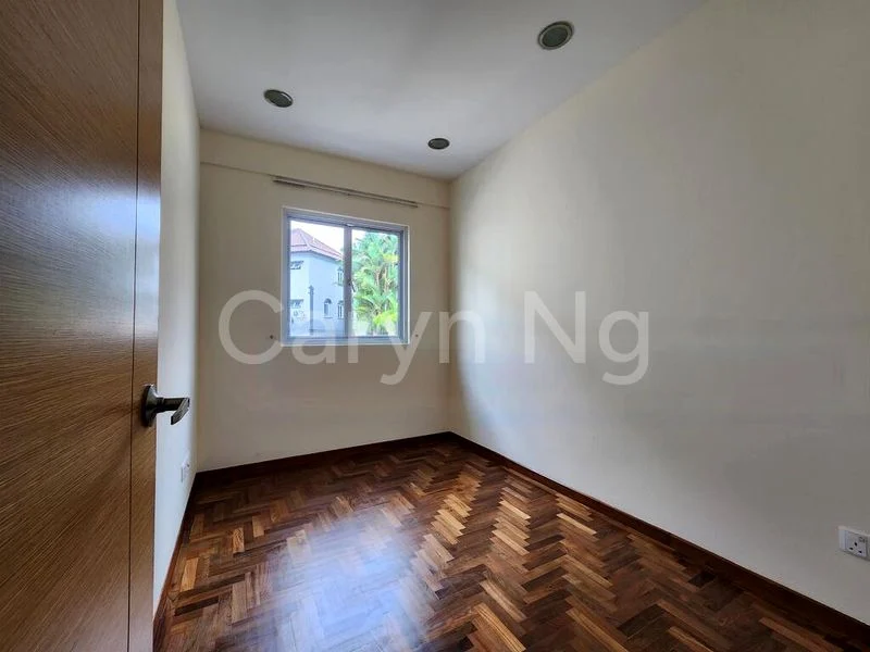 5 Bed Semi-Detached House (Landed) for Rent in  Eaton Park - Image 4