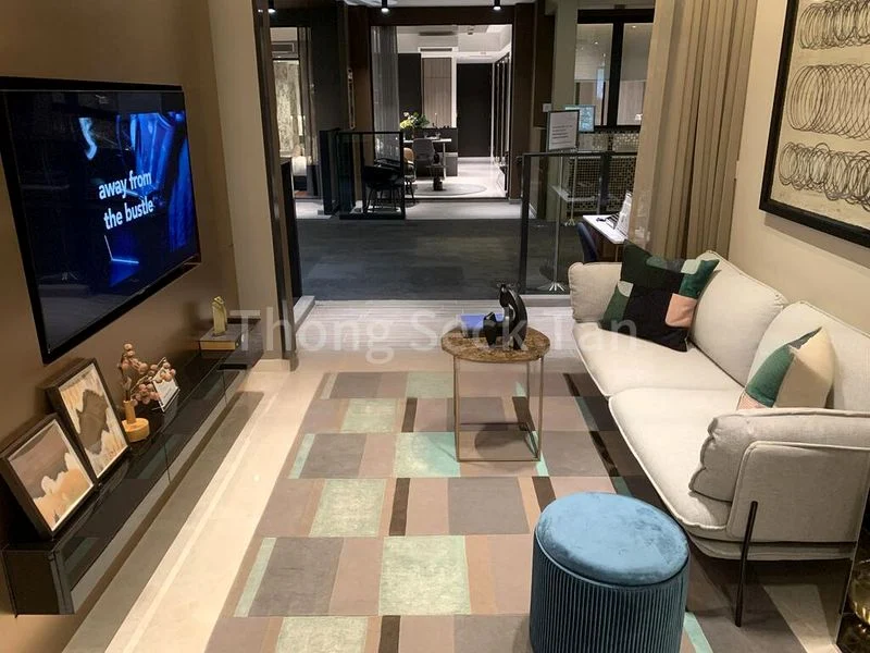 2 Bed Condo for Sale in  Canninghill Piers / Canninghill Square - Image 1