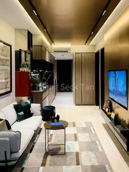 2 Bed Condo for Sale in  Canninghill Piers / Canninghill Square - Image 3