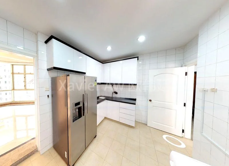 4 Bed Condo for Rent in  Leonie Condotel - Image 5