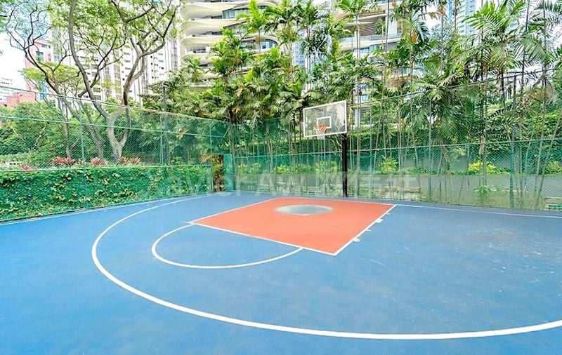 4 Bed Condo for Rent in  Leonie Condotel - Image 17