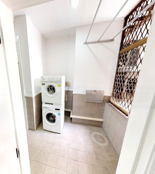 4 Bed Condo for Rent in  Leonie Condotel - Image 7