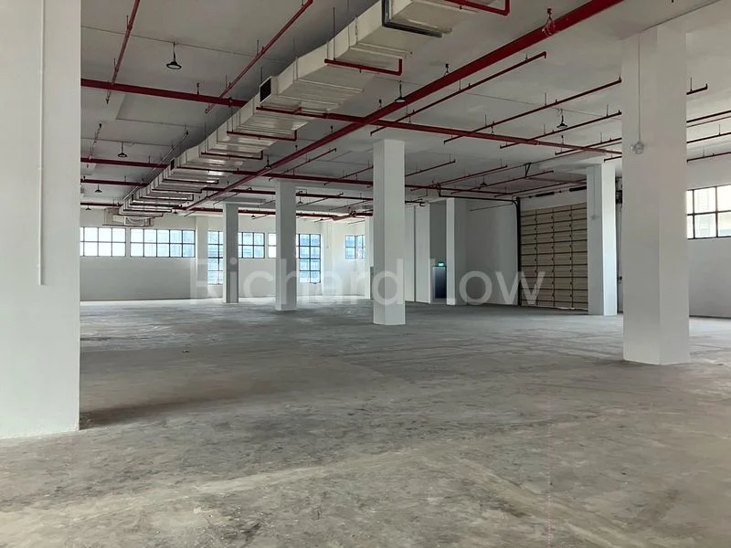 Factory / Workshop (B2) for Rent in  Ban Teck Han Building - Image 9