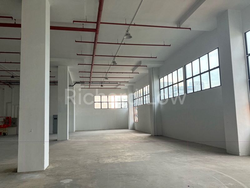 Factory / Workshop (B2) for Rent in  Ban Teck Han Building - Image 12