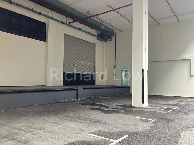 Factory / Workshop (B2) for Rent in  Ban Teck Han Building - Image 4