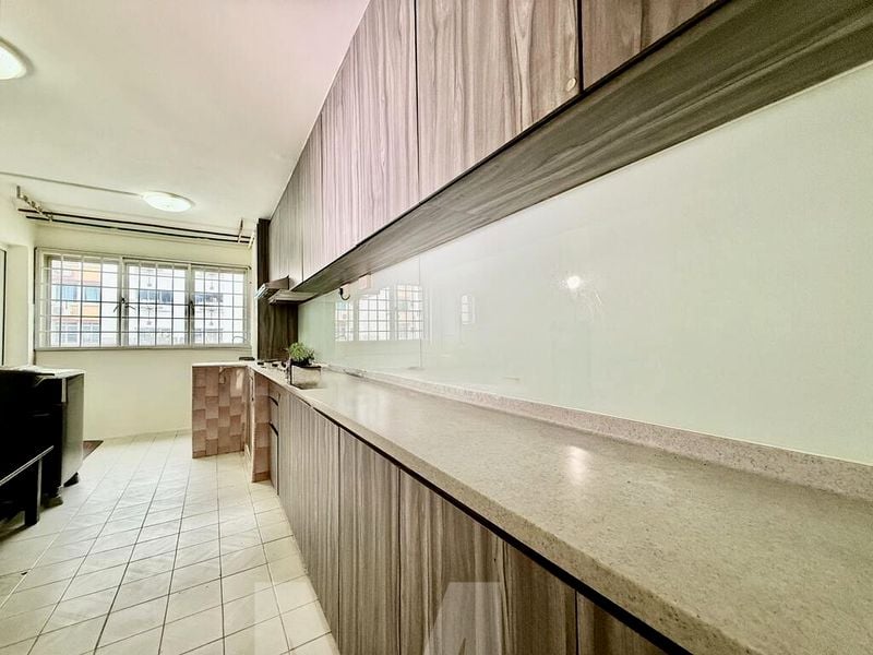 4 Room (4S) HDB for Rent in  516 Hougang Avenue 10 - Image 3