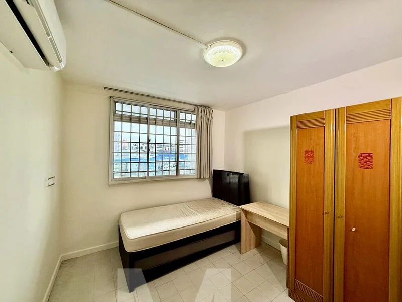 4 Room (4S) HDB for Rent in  516 Hougang Avenue 10 - Image 2