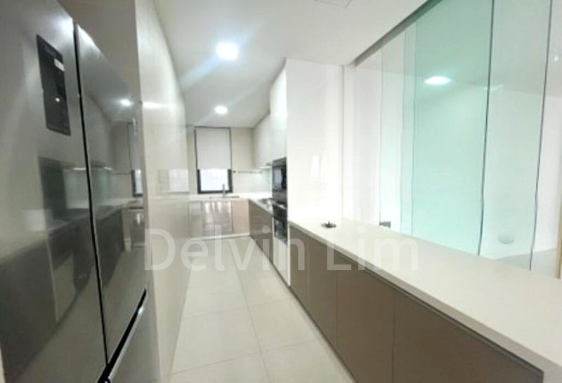 4 Bed Condo for Rent in  D'leedon - Image 5