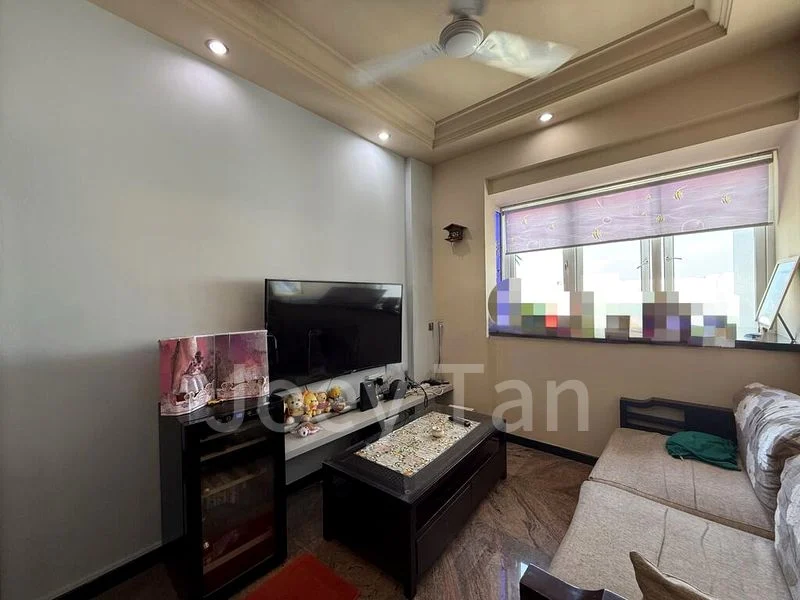 5 Bed Apartment (Condo) for Sale in  The Warren - Image 6