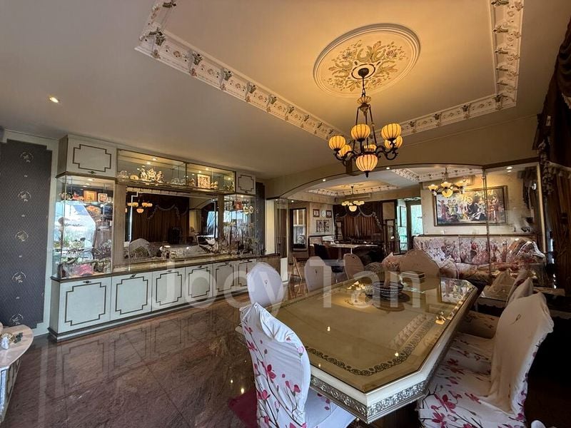 5 Bed Apartment (Condo) for Sale in  The Warren - Image 10