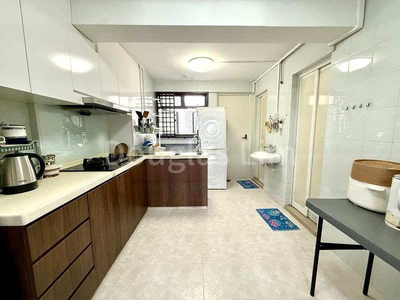 3 Room (3I) HDB for Sale in 57 Geylang Bahru - Image 3
