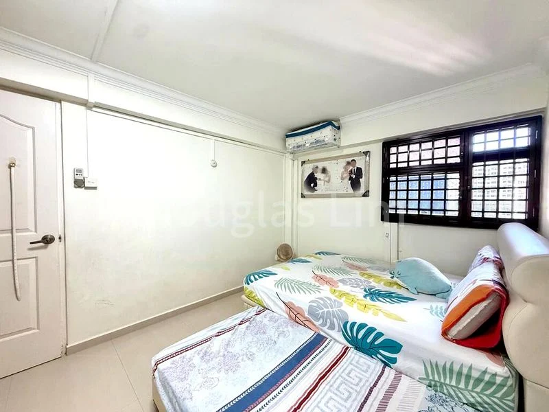 3 Room (3I) HDB for Sale in 57 Geylang Bahru - Image 5