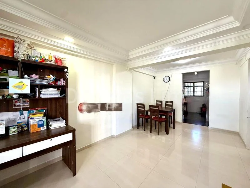 3 Room (3I) HDB for Sale in 57 Geylang Bahru - Image 2