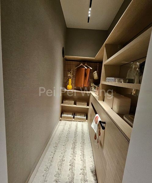 3 Bed Condo for Sale in  Pinetree Hill - Image 4