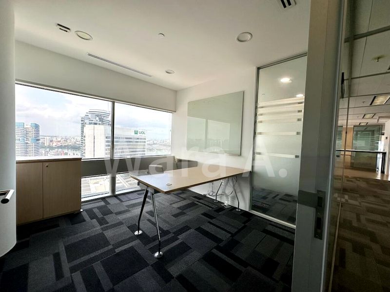 Office for Rent: Gateway East - Image 7