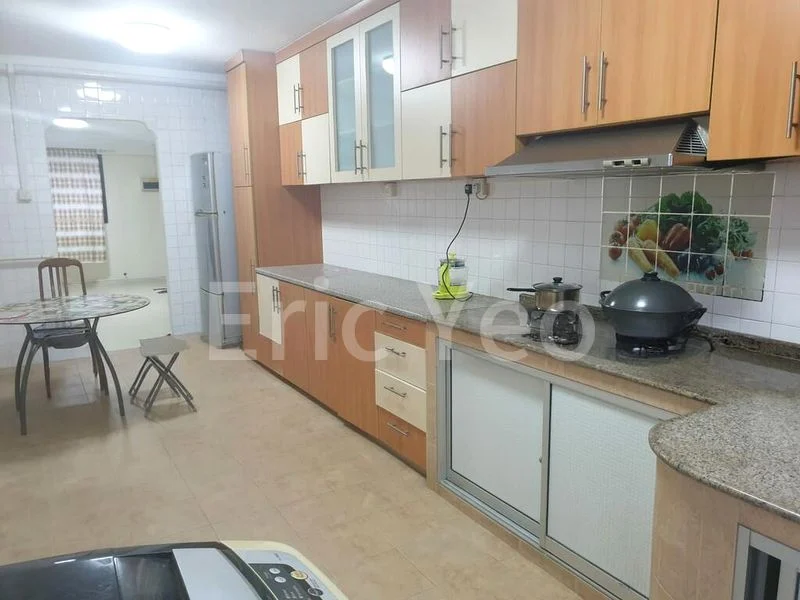 4 Room (4NG) HDB for Rent in  617 Hougang Avenue 8 - Image 4