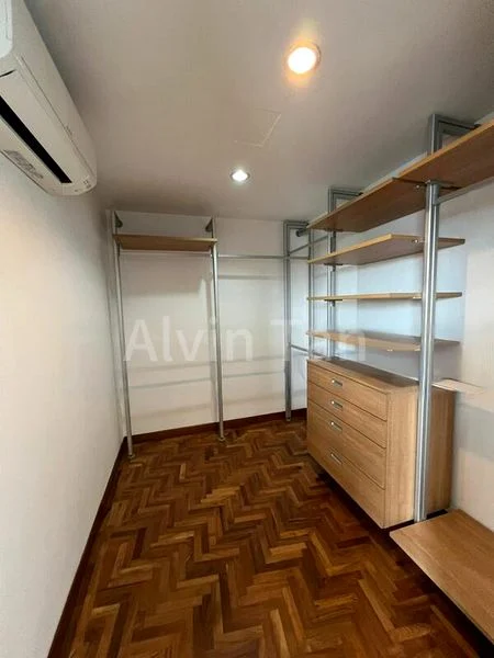 6 Bed Bungalow (Landed) for Rent in  Lewis Road - Image 2