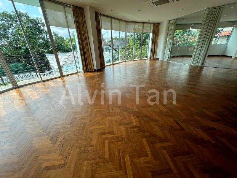 6 Bed Bungalow (Landed) for Rent in  Lewis Road - Image 6