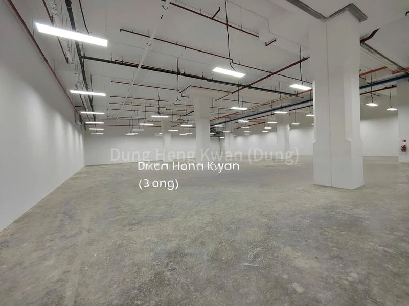 Warehouse for Rent:  Ground Floor | 40ft Loading Bays | 6m Ceiling Height - Image 2