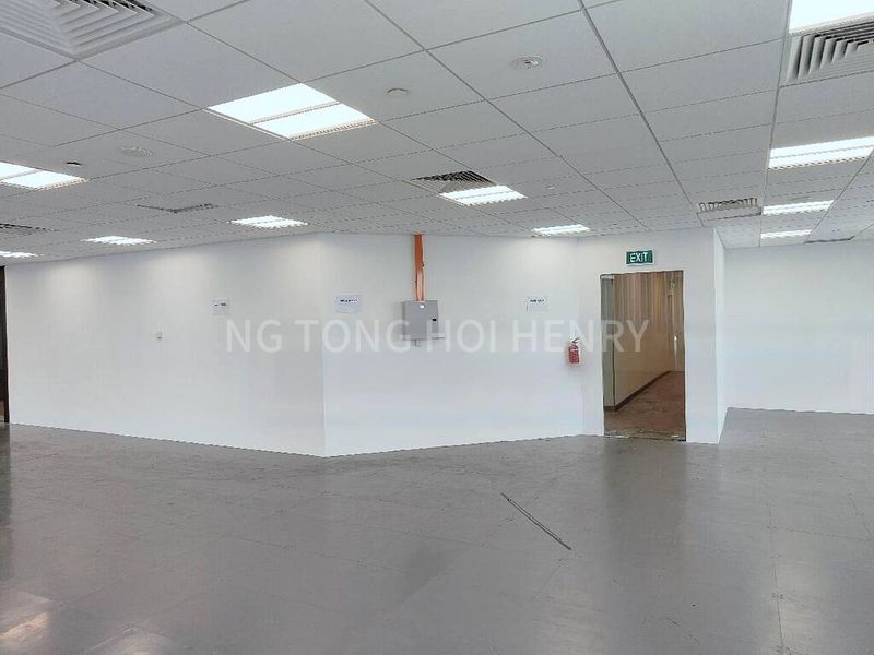 Office for Rent: Republic Plaza - Image 7