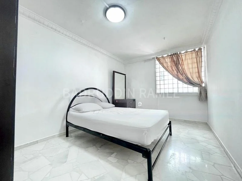 4 Room (4A) HDB for Rent in  335 Woodlands Street 32 - Image 16