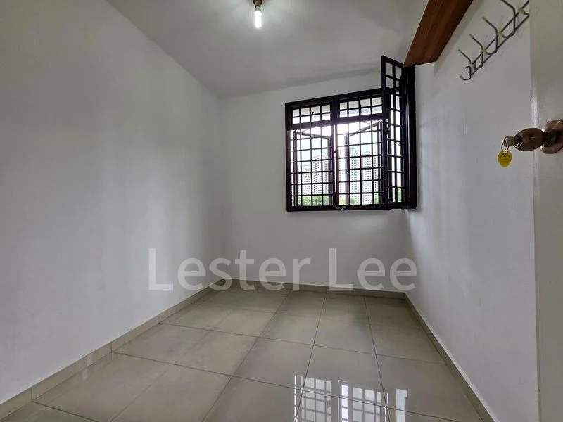 3 Room (3I) HDB for Rent in  46 Jalan Bukit Ho Swee - Image 1