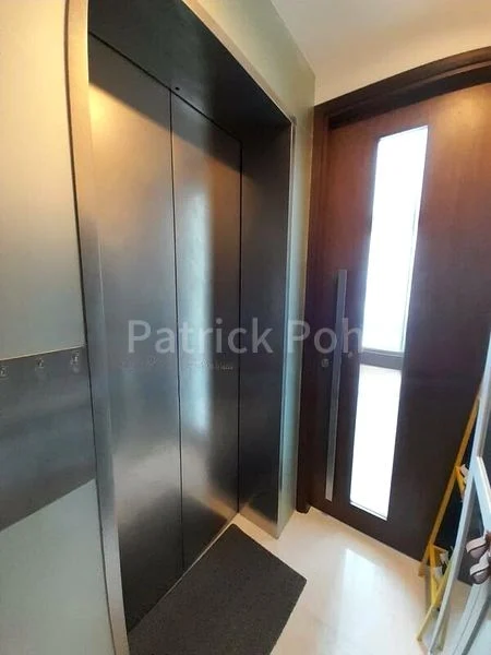 4 Bed Apartment (Condo) for Rent in  The Arc At Draycott - Image 4