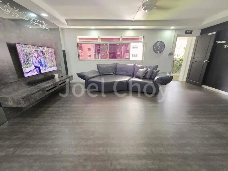 Jumbo HDB for Sale in  420 Woodlands Street 41 - Image 15