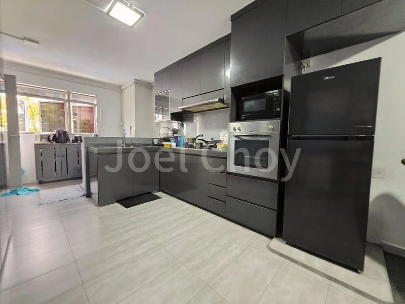 Jumbo HDB for Sale in  420 Woodlands Street 41 - Image 12