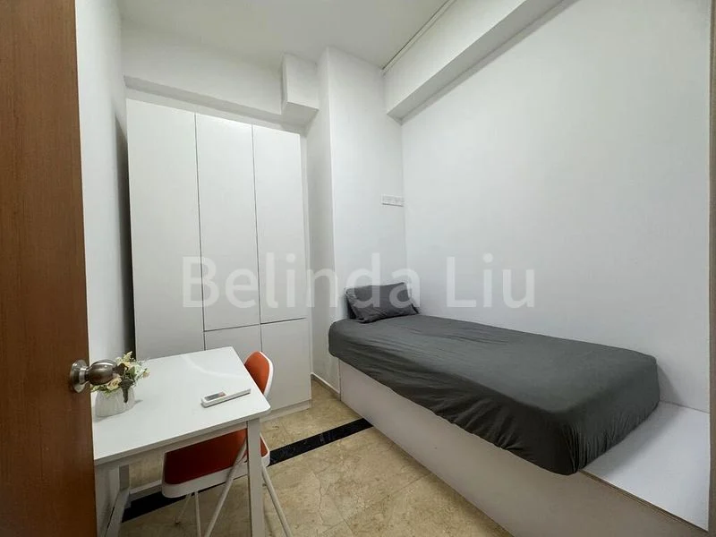 Common Room (Condo) for Rent in  Lakepoint Condominium - Image 3