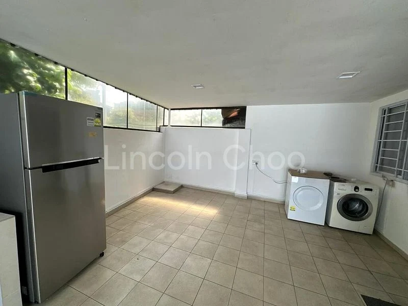 4+1 Bed Semi-Detached House (Landed) for Sale in  Serangoon Garden Estate - Image 4