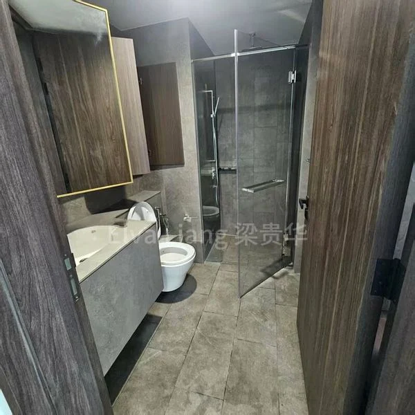 1 Bed Condo for Rent in  Midtown Modern - Image 8