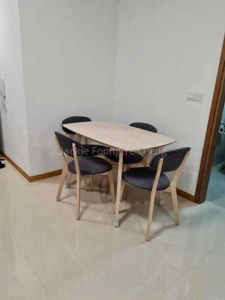 1 Bed Condo for Rent in  Kingsford Waterbay - Image 3