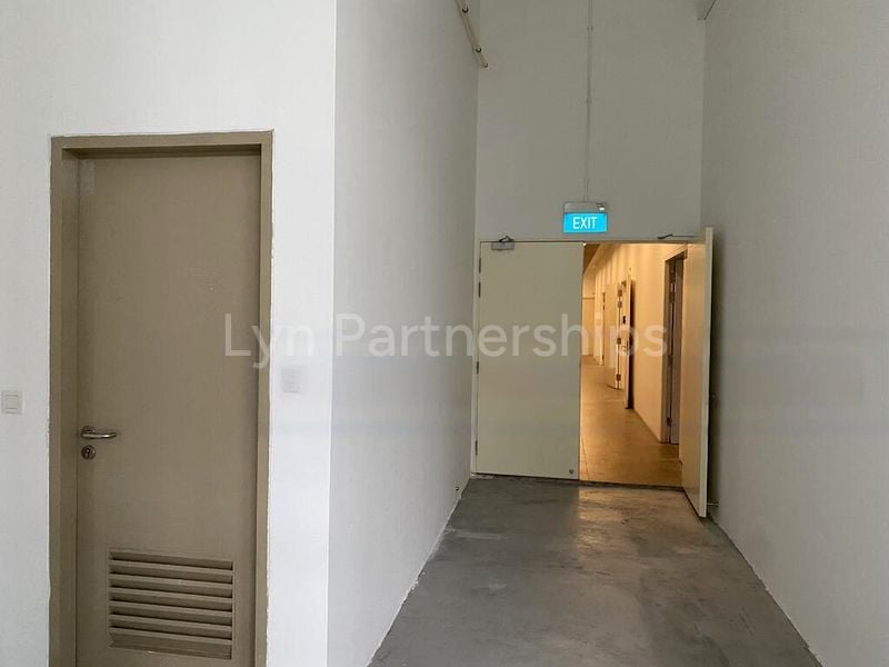 Light Industrial (B1) for Sale: 100 Pasir Panjang - Image 4