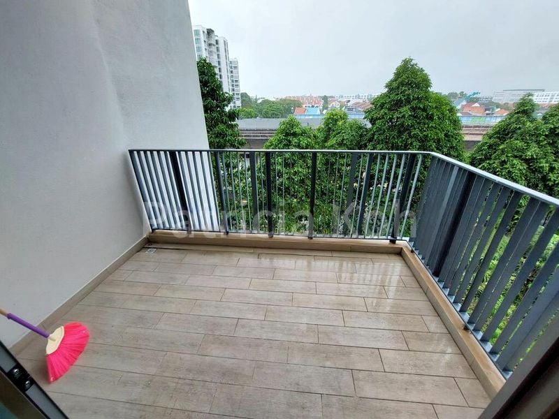 2 Bed Condo for Sale in The Glades - Image 13