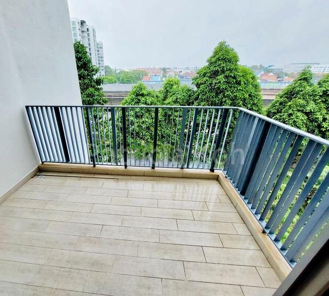 2 Bed Condo for Sale in The Glades - Image 4