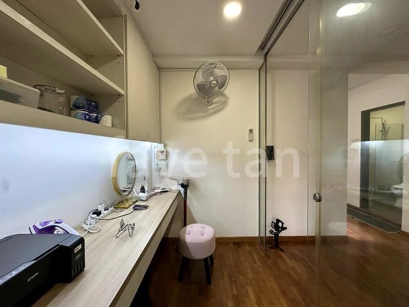 5 Bed Terraced House (Landed) for Sale in Coral Park - Image 2