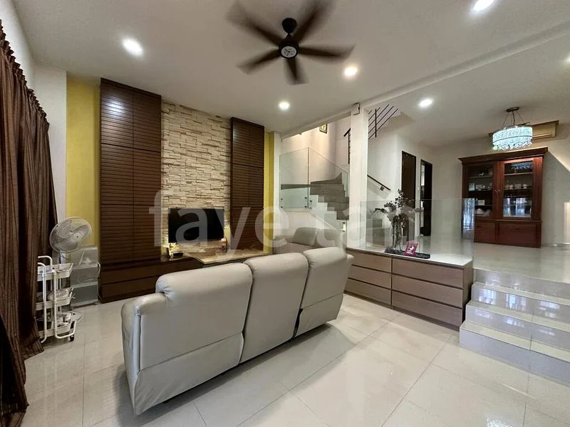 5 Bed Terraced House (Landed) for Sale in Coral Park - Image 1