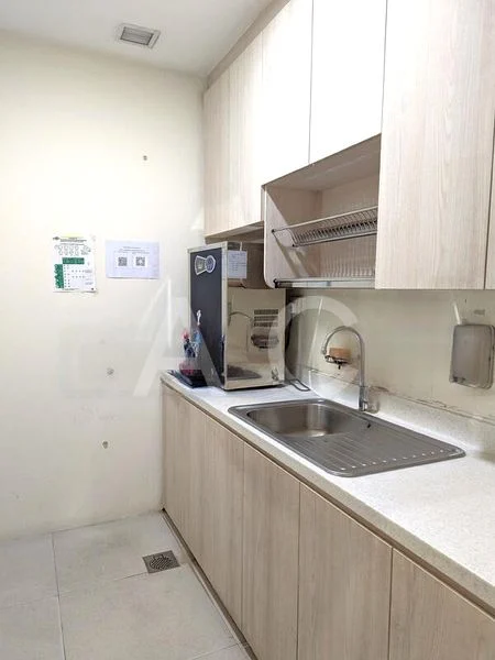 Office for Rent: SLF Building - Image 1