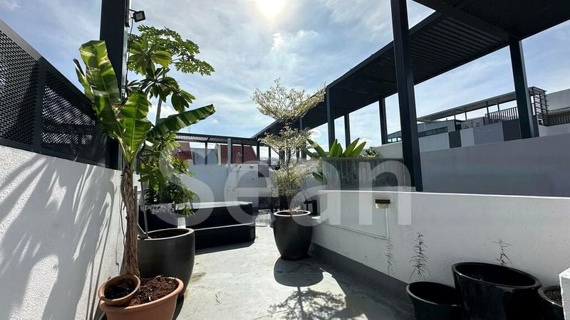 1 Bed Apartment (Condo) for Rent in Suites 28 - Image 4