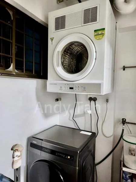 Room (HDB) for Rent in  965 Hougang Avenue 9 - Image 2