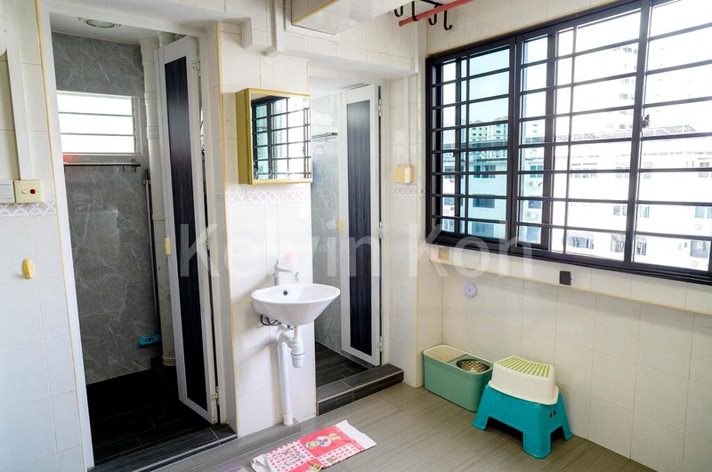 3 Room (3I) HDB for Sale in  169 Stirling Road - Image 12