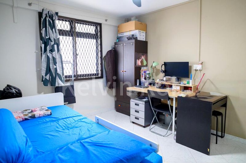 3 Room (3I) HDB for Sale in  169 Stirling Road - Image 7