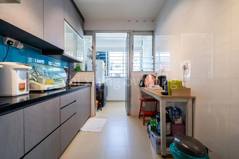 5 Room (5I) HDB for Sale in  443C Bukit Batok West Avenue 8 - Image 7