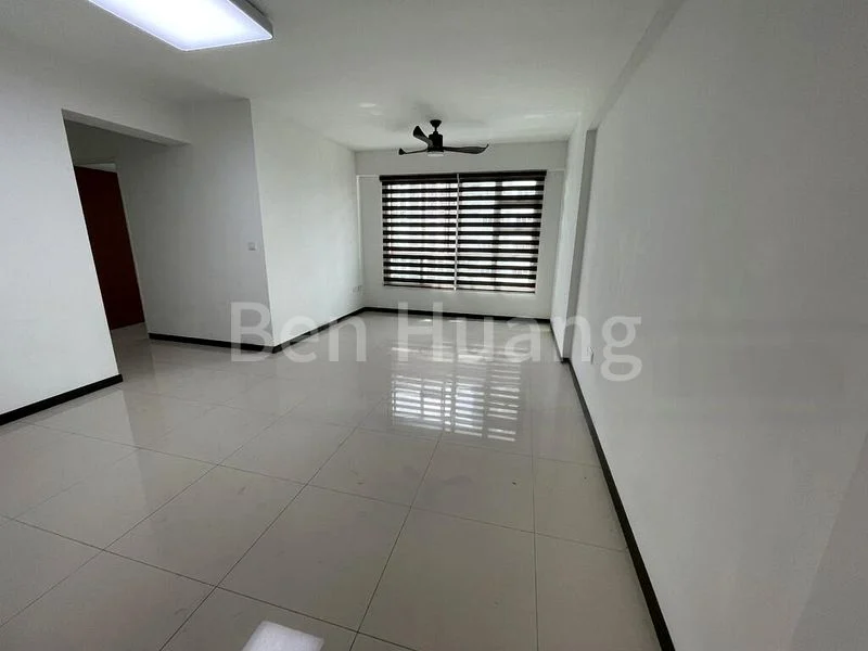 4 Room (4A) HDB for Sale in Telok Blangah Drive - Image 2