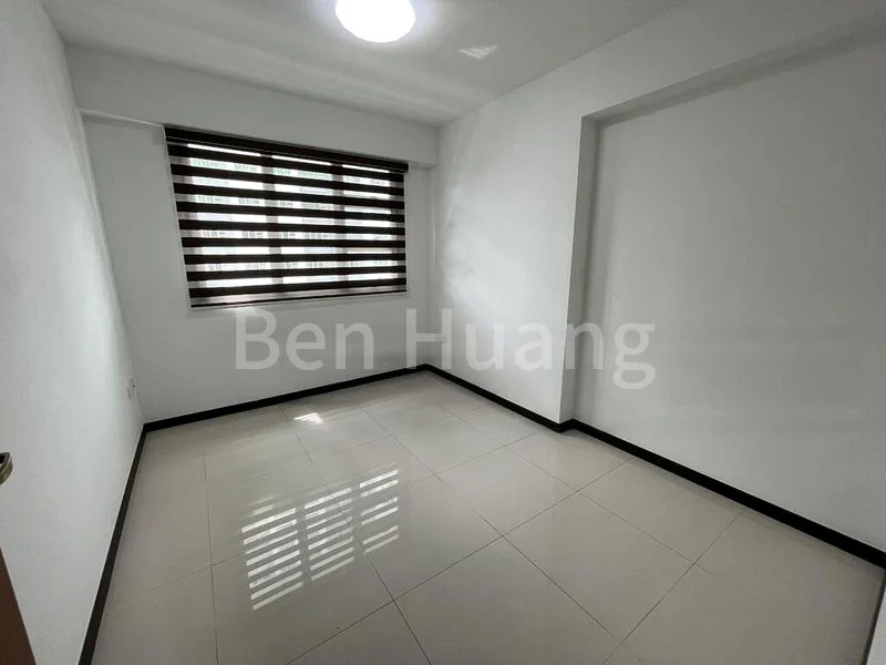 4 Room (4A) HDB for Sale in Telok Blangah Drive - Image 3