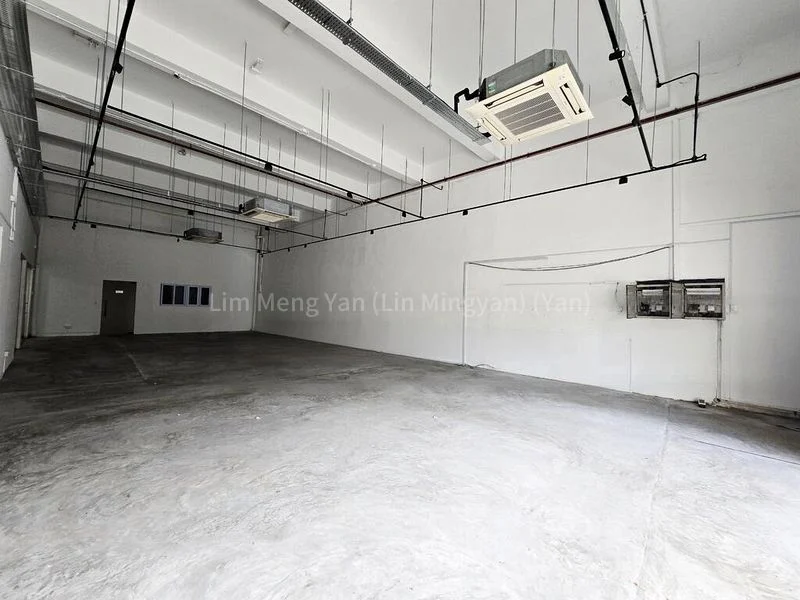 Light Industrial (B1) for Rent: 3-Storey Hillview Industrial Building, with Superb Frontage! - Image 11