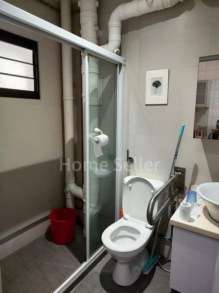 4 Room (4A) HDB for Sale in 141 Lorong 2 Toa Payoh - Image 11