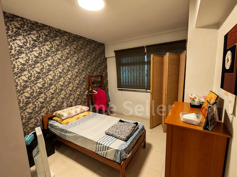 4 Room (4A) HDB for Sale in 141 Lorong 2 Toa Payoh - Image 8
