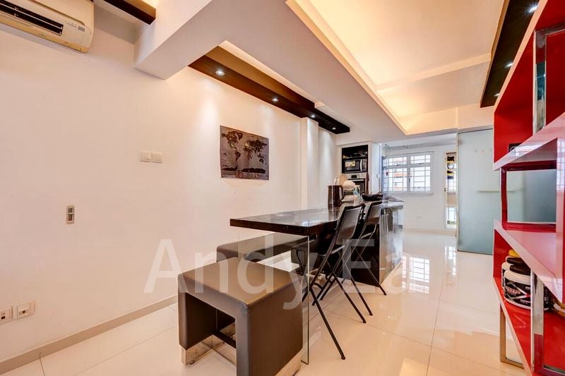 3 Room (3I) HDB for Sale in 9 Holland Avenue - Image 3